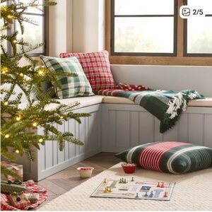 Hearth & Hand Festive Plaid Throw Blanket - Green and Red